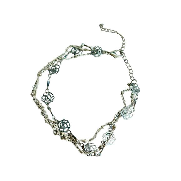 Triple Chain Silver Tone Cut Out Roses Anklet - Picture 4 of 4
